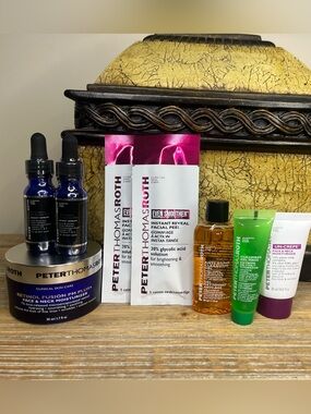 Peter Thomas Roth 8 Piece Set w/ FULL SIZE Retinol PM Plus+
